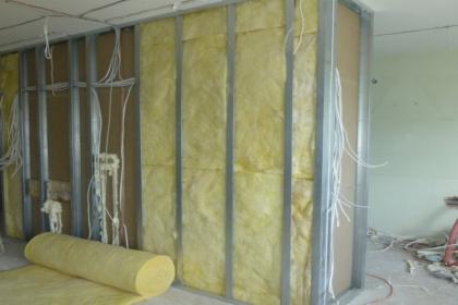 Ściany działowe gipsowo-kartonowe i inne