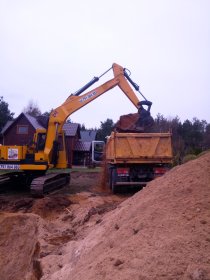 Wywóz i utylizacja urobku z wykopów i innych prac ziemnych