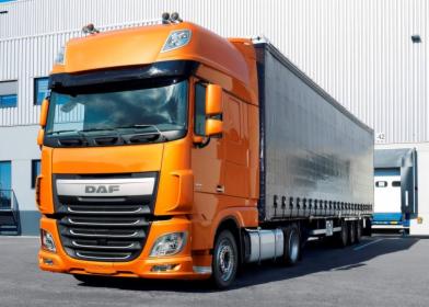 Leasing samochodów ciężarowych powyżej 3,5 tony, ciągniki, naczepy, przyczepy
