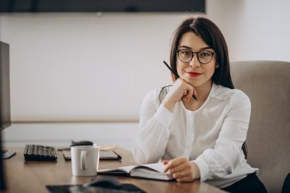 Specjaliści i niewykwalifikowani pracownicy