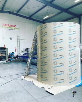 Chemoodporny zbiornik na kwas azotowy/ solny