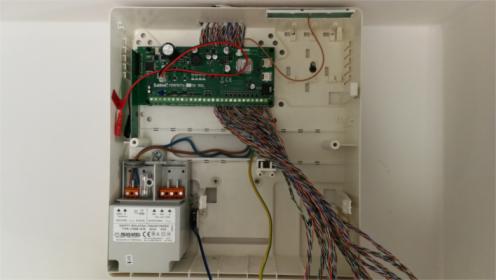 Projektowanie, instalacja i uruchomienie systemu alarmowego