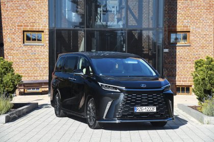 Transfery lotniskowe VIP – Rzeszów i okolice