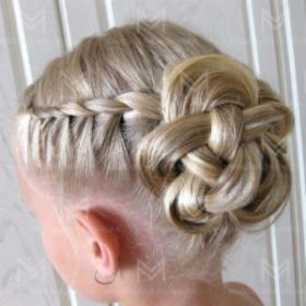 Fryzury ślubne i okolicznościowe Topfryzura