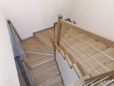 Odnawianie schodów