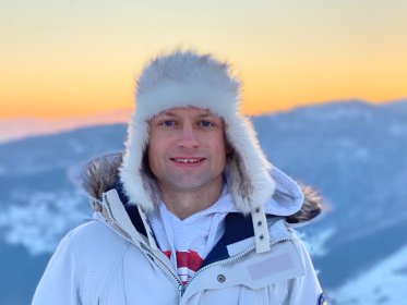 NATUROTERAPEUTA Mariusz Bryk PRZESTRZEGA przed HIPNOZĄ - HIPNOTERAPIĄ