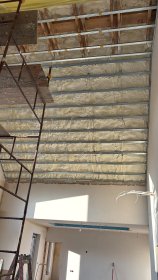 Izolacją pianą poliuretanową