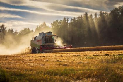 Dotacje Unijne dla rolników i przedsiębiorstw agrobiznesu