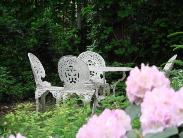 Meble żeliwne ogrodowe stół + 4 krzesła