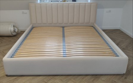 Łóżko tapicerowane na wymiar - pełna personalizacja.