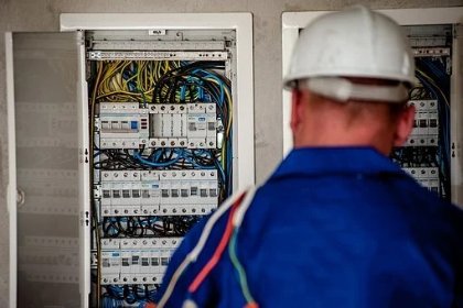 Instalacje elektryczne wraz z pomiarami do ubezpieczenia 5 letnie