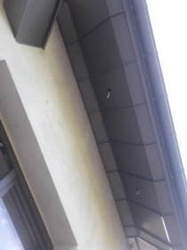 Wykonywanie pokryć dachowych i obróbek blacharskich
