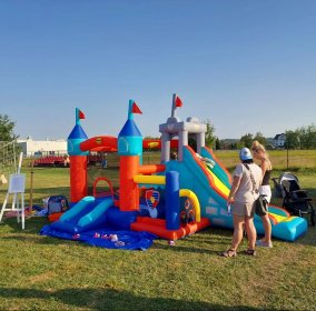 Mały dmuchany zamek Happy Hop