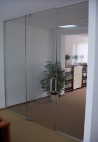 ZABYDOWY ZE SZKŁA HARTOWANEGO