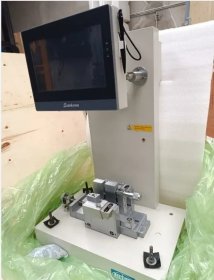 Stanowisko do testów metodą Charpy`ego i Izoda z oprzyrządowaniem - dostępne od ręki