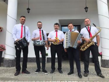 KANIAband zespół muzyczny z Wieliczki na wesele i nie tylko