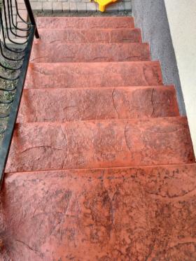 Remonty schodów wjazdy chodniki (beton stemplowany)