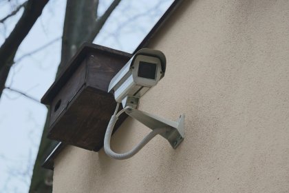 Montaż systemu monitoringu (telewizji przemysłowej CCTV)