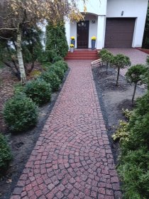 Układanie kostki granitowej