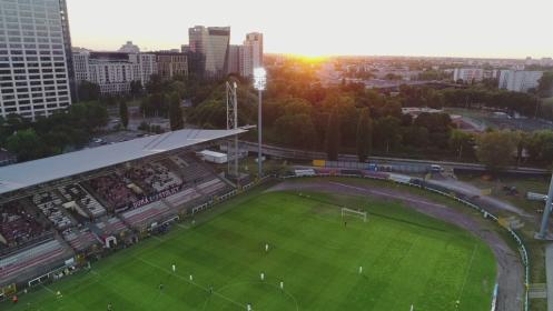 Zestaw II - obejmuje do 5 wylotów dronem