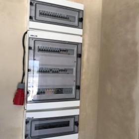 Instalacje elektryczne