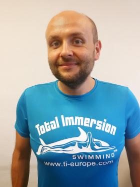 Trening techniki pływania z wideoanalizą