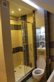 GLAUZRA, GRES, TERAKOTA