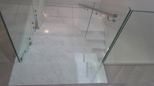 Schody Bianco Carrara