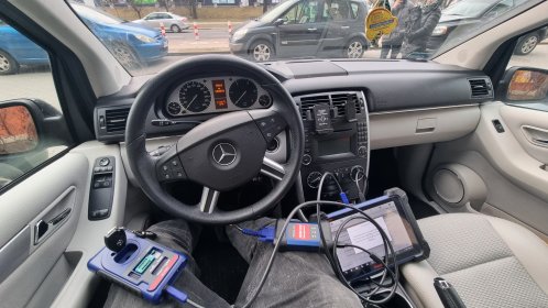 Kodowanie kluczków Mercedes