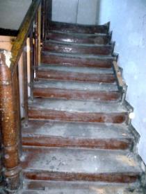 Remont schodów drewnianych