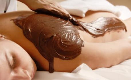Masaż gorącą czekoladą