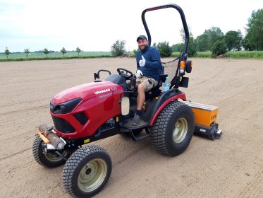 Wysiew Trawy wielkopowierzchniowych