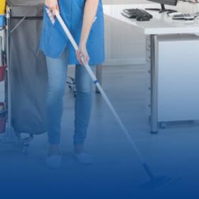 Sprzątanie powierzchni biurowych