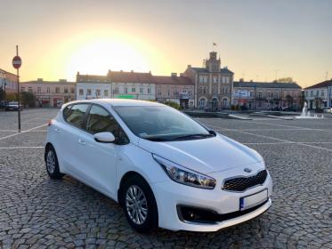 Wynajem samochodu Kia Ceed 2018