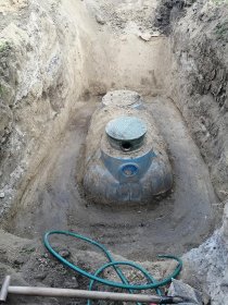 Montaż zbiorników betonowych i z tworzyw sztucznych