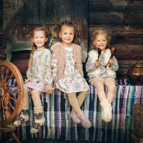 Nowe ubrania dziecięce hurtem