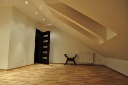 Poddasza scianki działowe Płyty GK