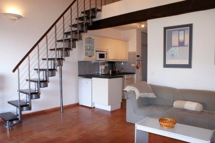 Budowa antresoli w mieszkaniach domach biurach