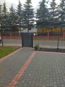 Montaż ogrodzenia panelowego, bram  i furtek.  Wycenę furtek/bram indywidualnie