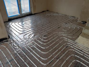 Instalacja ogrzewania podłogowego