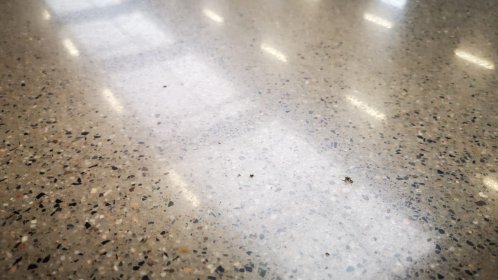 usuwanie erozji, szlifowanie, polerowanie, barwienie betonu