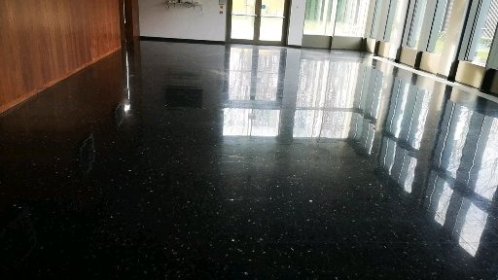 Szlifowanie, polerowanie posadzek kamiennych i konglomeratowych