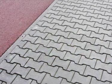 Zlecę ułożenie dużej ilości kostki brukowej (parking + plac)