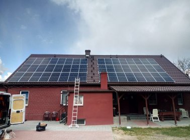 Sprzedaż i montaż instalacji fotowoltaicznej.