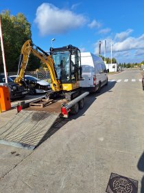 Kopanie mini koparka kucie,  wiercenie otworów