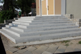 Układanie glazury hurt