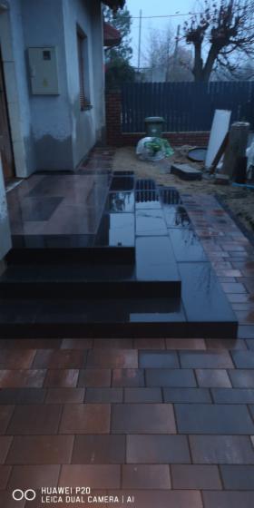 Układanie kostki brukowej