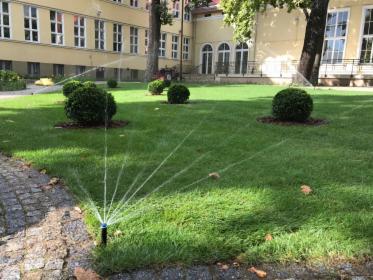 Zakładanie systemów nawadniania