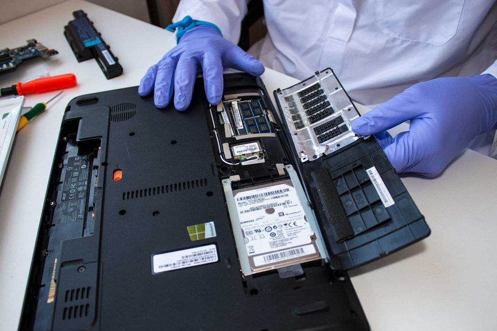Naprawa płyty głównej w laptopie Asus Acer Toshiba Lenovo