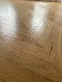 Montaż parkietu i desek